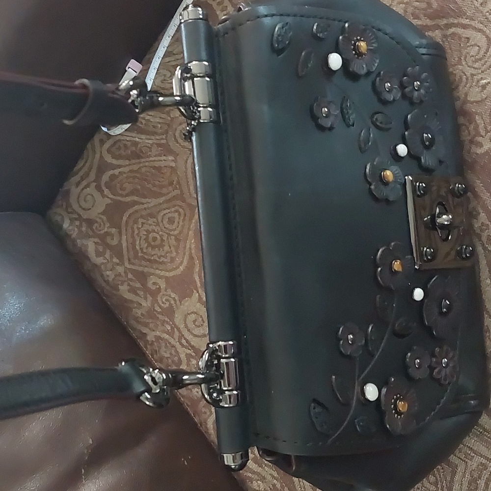 Coach Tea Rose Bag - Picture 5 of 9